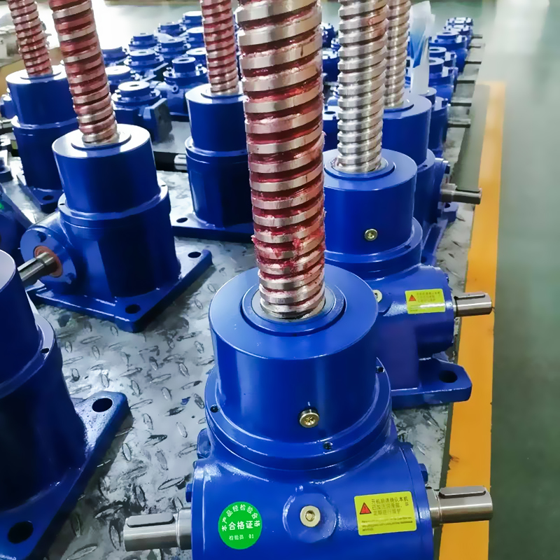 SWL/HK sorozatú trapéz csavaros emelő